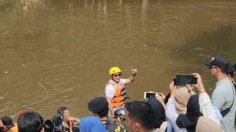 Diminta Warga Bangun Transportasi Air di Ciliwung, Begini Respons Ridwan Kamil