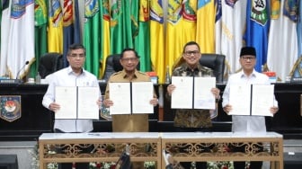 Mendagri Teken Nota Kesepahaman dan Surat Edaran Bersama untuk Lindungi Pekerja Migran