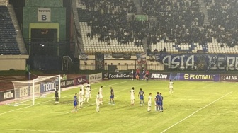 Hujan Gol di Si Jalak Harupat, Persib Tumbang dan Tersingkir dari AFC Champions League Two