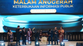 Konsisten Perbaiki Kualitas Layanan, PPID Kemenko Berhasil Pertahankan Predikat Informatif 5 Tahun Berturut-turut