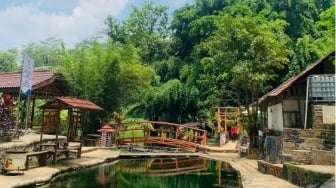 Mengunjungi Waterfall Tanaka, Wisata Alam Asri ala-ala Jepang di Malang