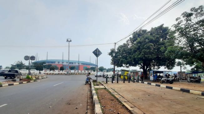 Satpol PP Bakal Tertibkan PKL di Kawasan Stadion Pakansari