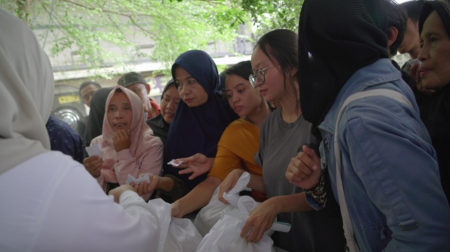 Berkah Ramadan! Warga Bogor Antusias Serbu Pasar Murah di Safari Ramadan 2024